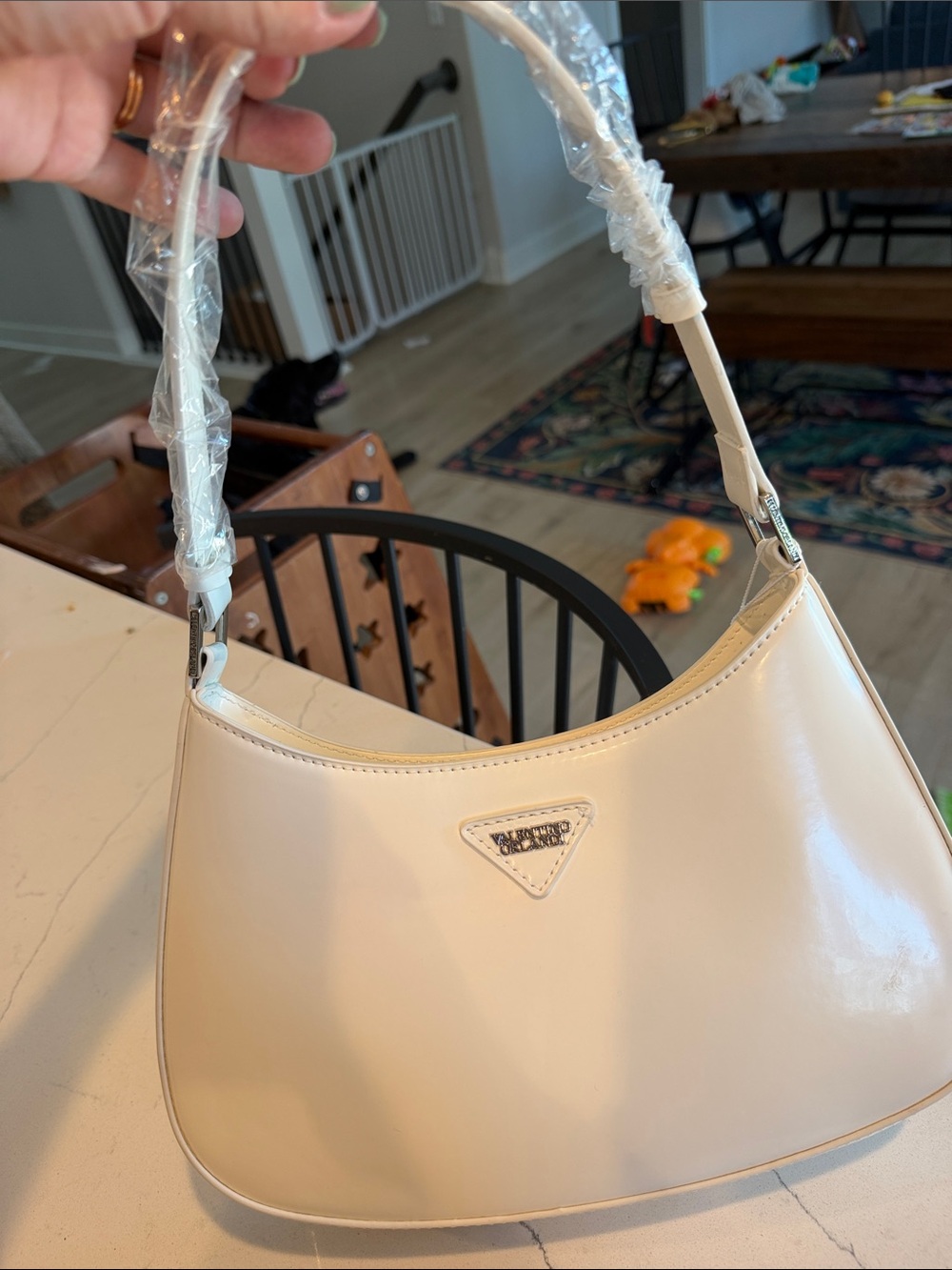 Valentino Orlandi Glossy White Shoulder Bag